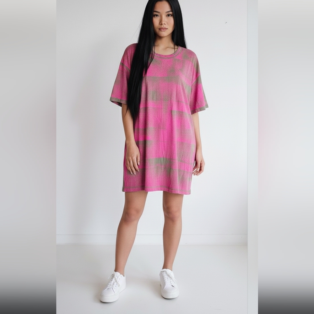 Raquel Allegra Basic pink & Grey One SIze fits all Printed Cotton Tee dress